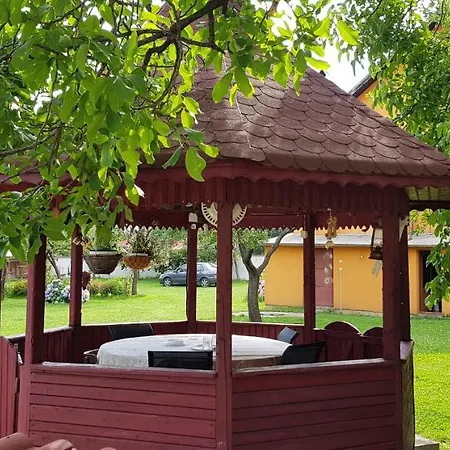 Pensiunea Miraj Polovragi Exterior photo